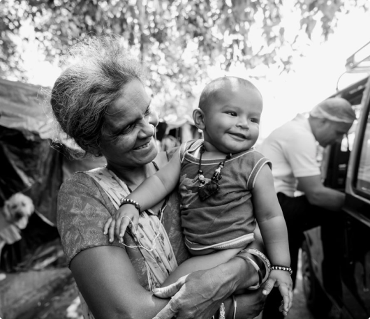 Community outreach and food distribution by Samya India in Mumbai